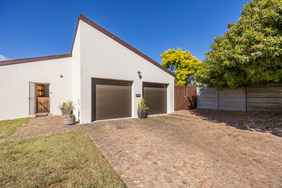 4 Bedroom Property for Sale in Rouxville Western Cape